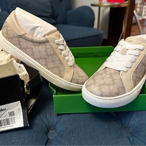 Kate Spade Beige and White Sneakers
